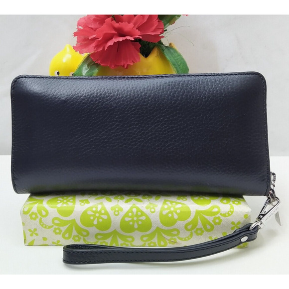 Michael Kors Jet Set Travel Black Pebbled Leather Zip Around Wallet - NWT $298 - Picture 2 of 15